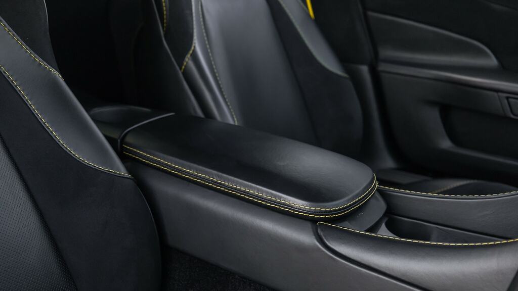 Aston Martin Vanquish V12 S T-troniii Euro 6 Black #64
