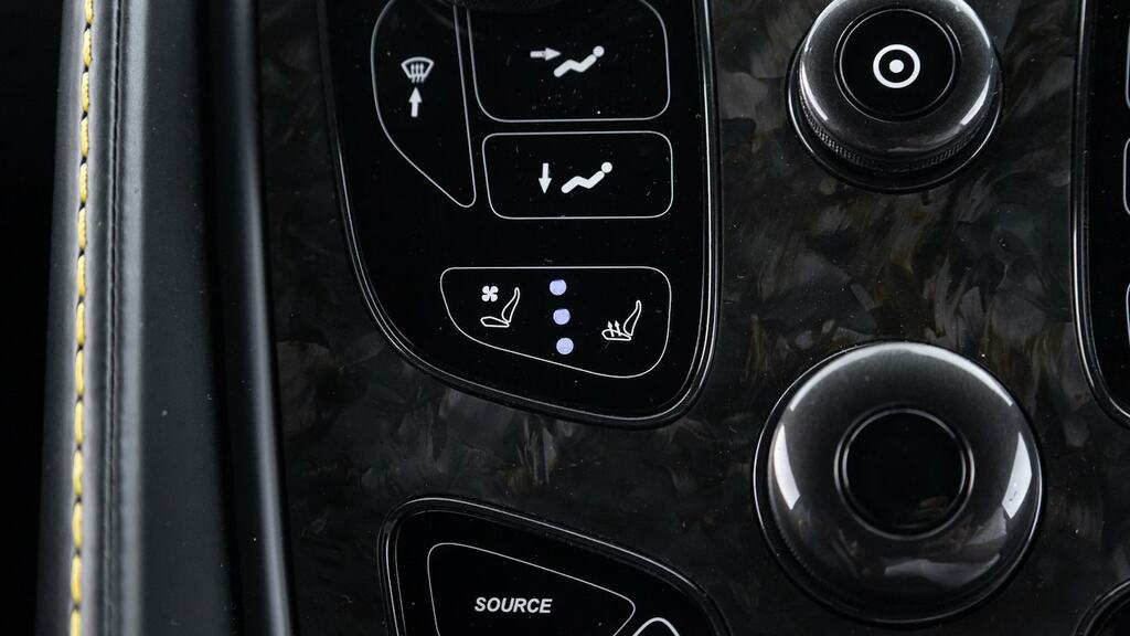 Aston Martin Vanquish V12 S T-troniii Euro 6 Black #54