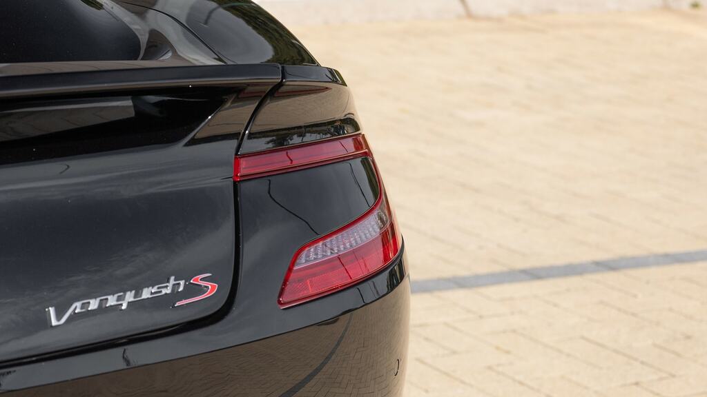 Aston Martin Vanquish V12 S T-troniii Euro 6 Black #47