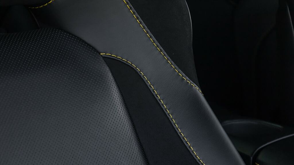 Aston Martin Vanquish V12 S T-troniii Euro 6 Black #65