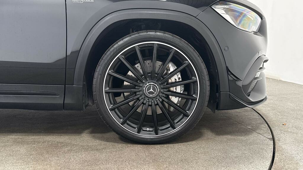 Mercedes-Benz GLA Class Gla 35 4Matic Premium Plus Black #5