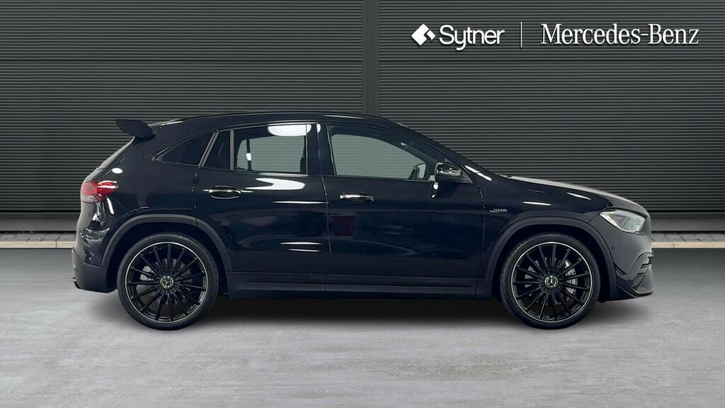 Mercedes-Benz GLA Class Gla 35 4Matic Premium Plus Black #4