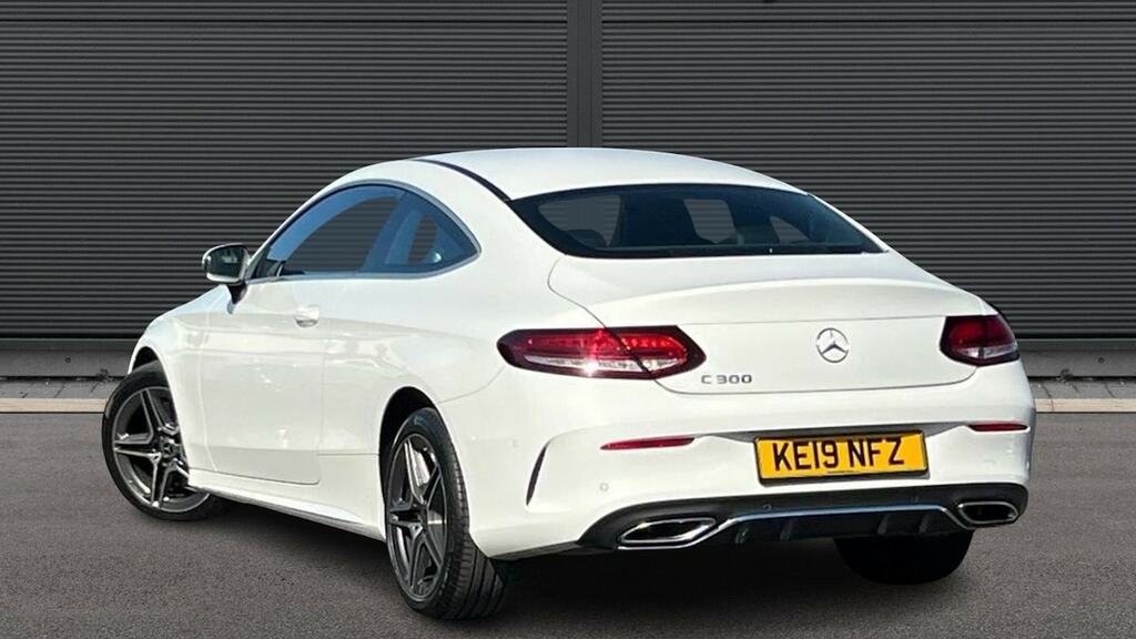 Mercedes-Benz C Class C300 Amg Line 9G-tronic White #2