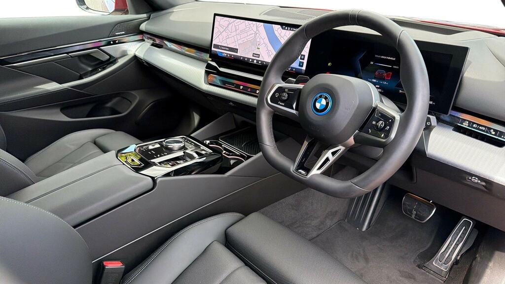 BMW i5 250Kw Edrive40 M Sport Pro 84Kwh Tech Red #6