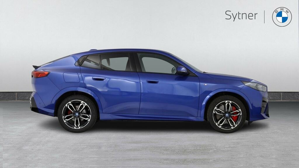 BMW iX2 150Kw Edrive20 M Sport 65Kwh Techpro Blue #3