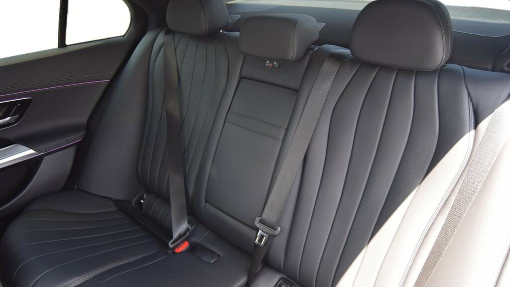 Mercedes-Benz E Class 2.0 E220dh Mhev Amg Line Premium Saloon Dies Black #10