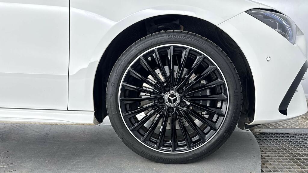 Mercedes-Benz CLA Class Cla 250E Amg Line Premium Plus Tip White #5