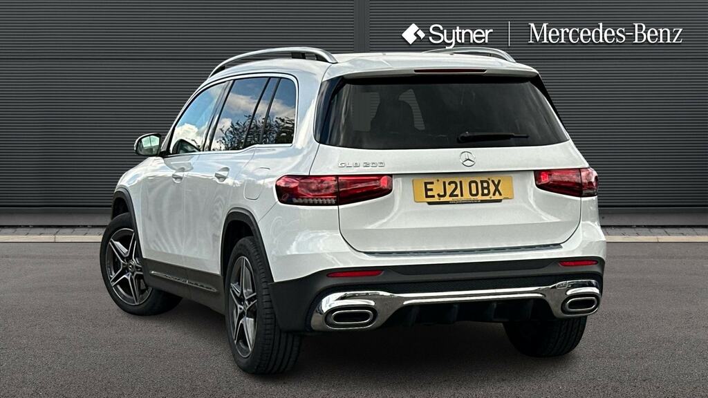 Mercedes-Benz GLB Class Glb 200 Amg Line 7G-tronic White #2