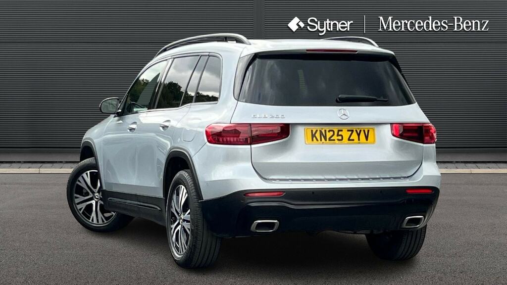 Mercedes-Benz GLB Class Glb 200 Sport Executive 7G-tronic KN25ZYV Silver #2