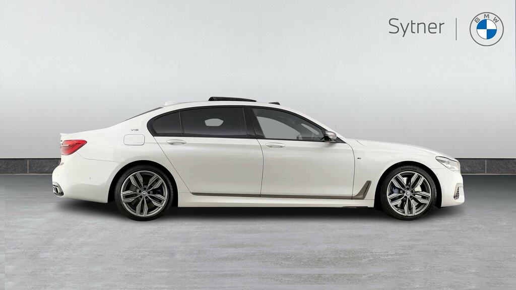 BMW 7 Series M760li Xdrive V12 White #3