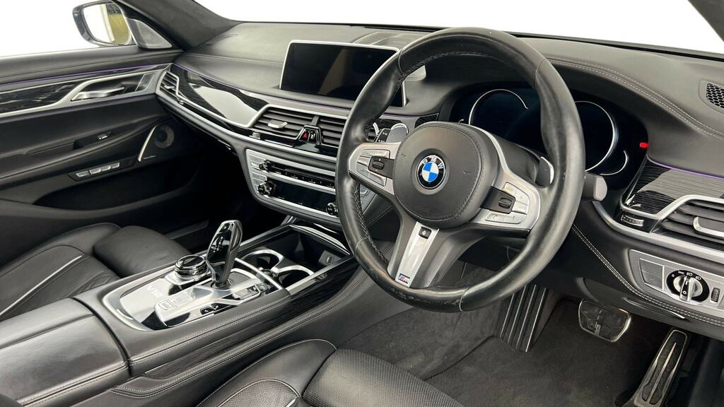 BMW 7 Series M760li Xdrive V12 White #6