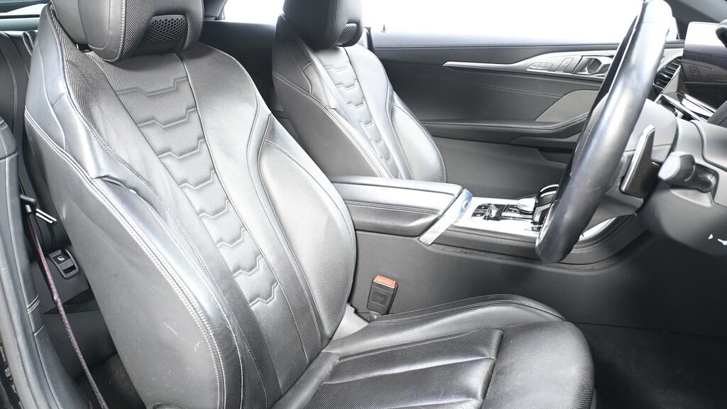 BMW 8 Series M Sport Blue #14