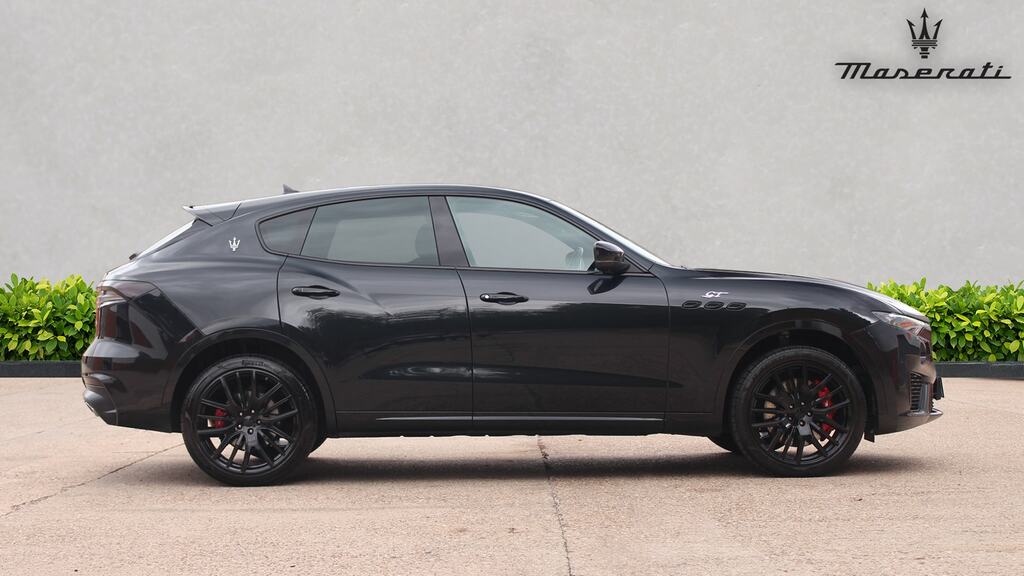 Maserati Levante Hybrid Gt Sport Pack Black #3