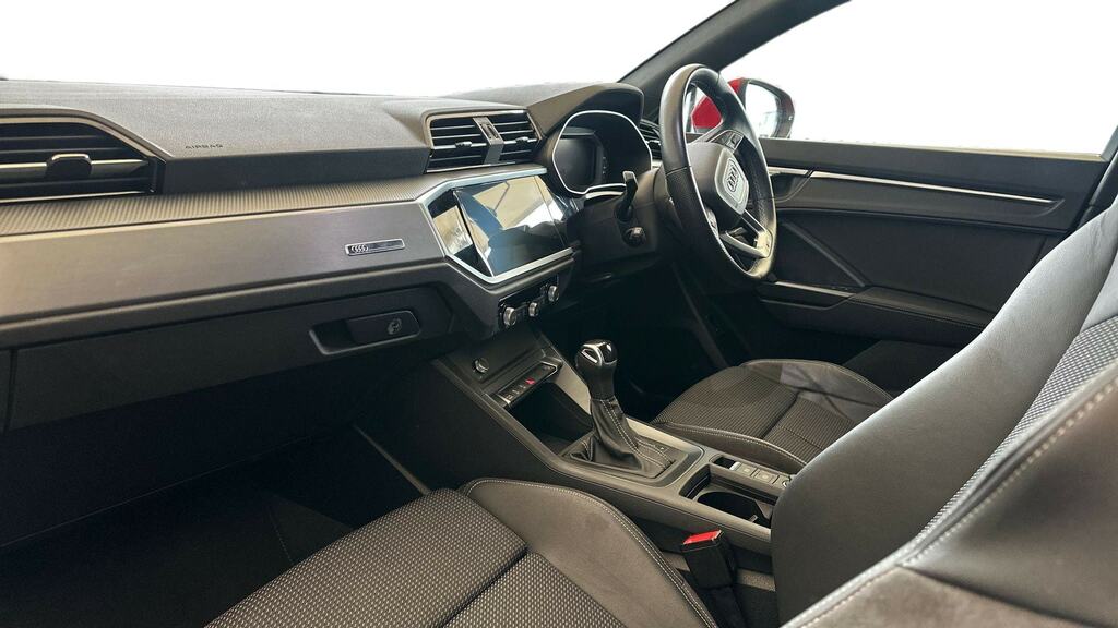 Audi Q3 35 Tfsi S Line S Tronic Red #2