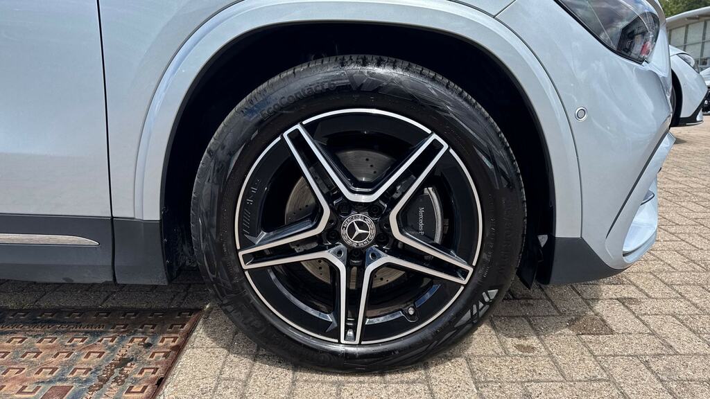Mercedes-Benz GLA Class Gla 200 Amg Line Executive KP75WLZ Silver #5