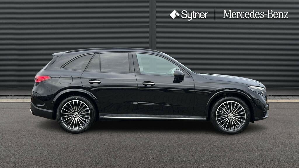 Mercedes-Benz GLC Class Glc 300D 4Matic Amg Line Premium 9G-tronic Black #4
