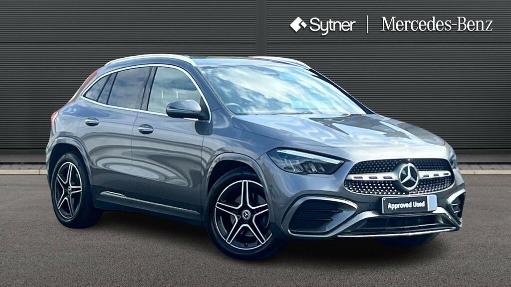 Mercedes-Benz GLA Class Gla 220D 4Matic Amg Line Executive Grey