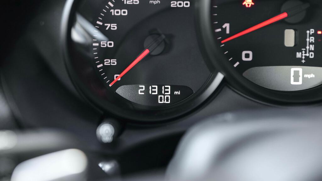 Porsche 718 Cayman Pdk Euro 6 Grey #10