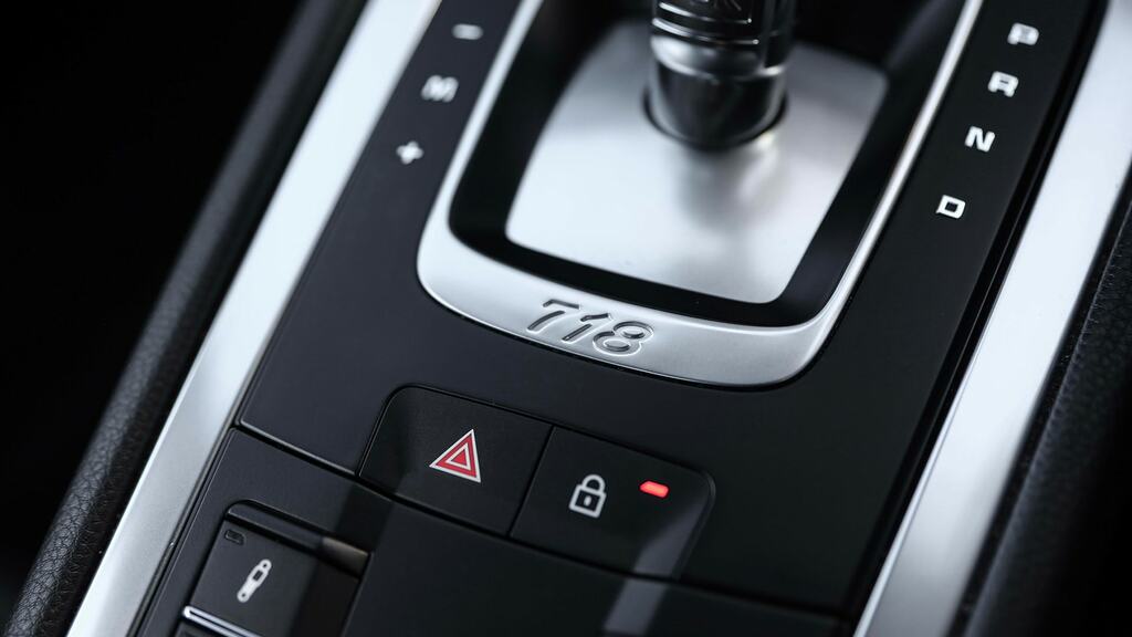 Porsche 718 Cayman Pdk Euro 6 Grey #19