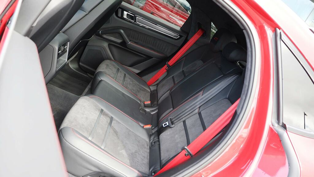 Porsche Cayenne 3.0T V6 Platinum Edition Suv Tiptronics Black #15