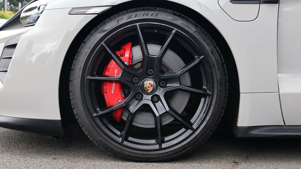 Porsche Taycan 440Kw Gts 93Kwh Grey #4