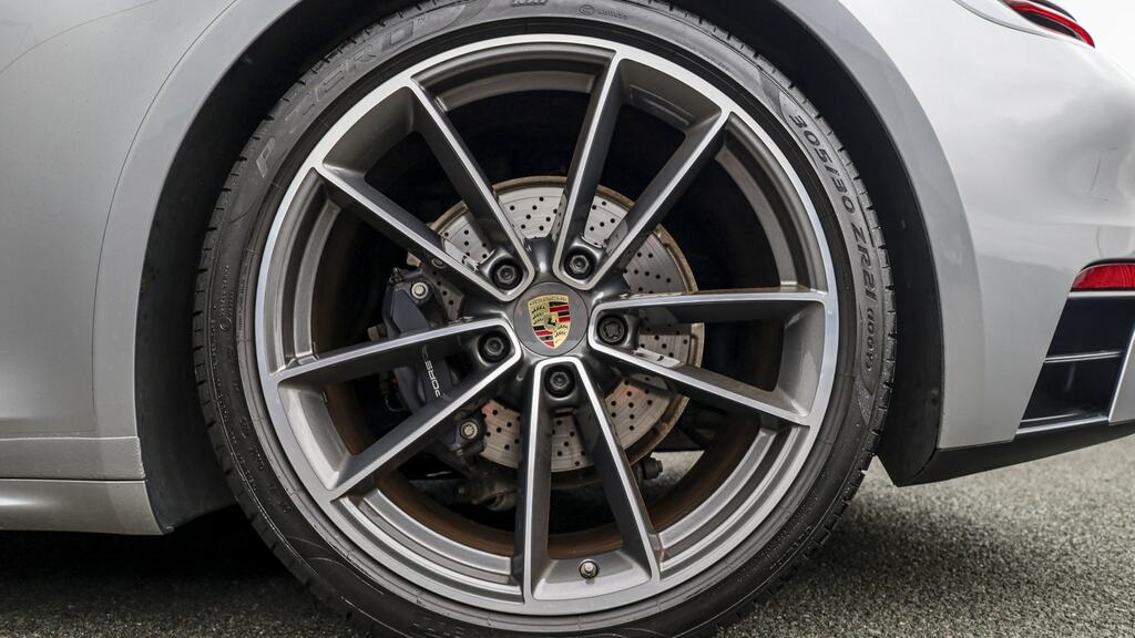 Porsche 911 2dr Pdk Silver #4