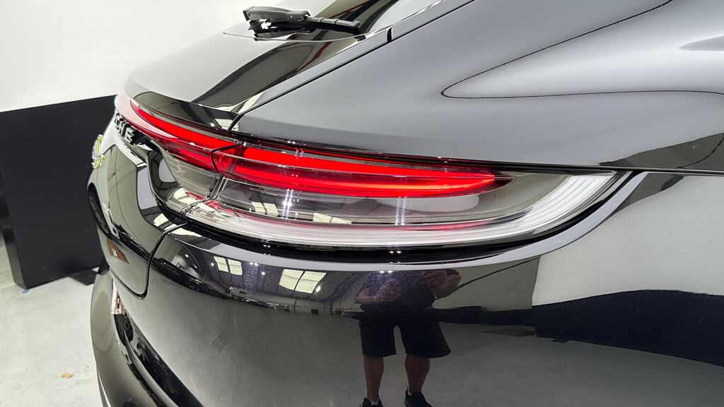Porsche Panamera 4 Sport Turismo Black #31