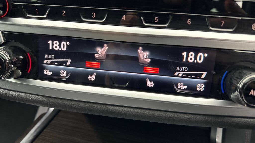 BMW 7 Series 730D Xdrive M Sport Grey #26