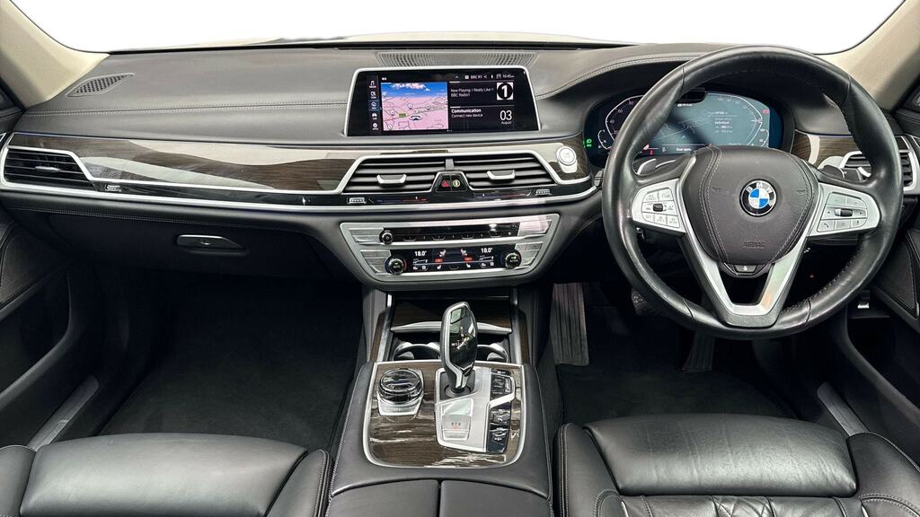 BMW 7 Series 745Le Xdrive Grey #4