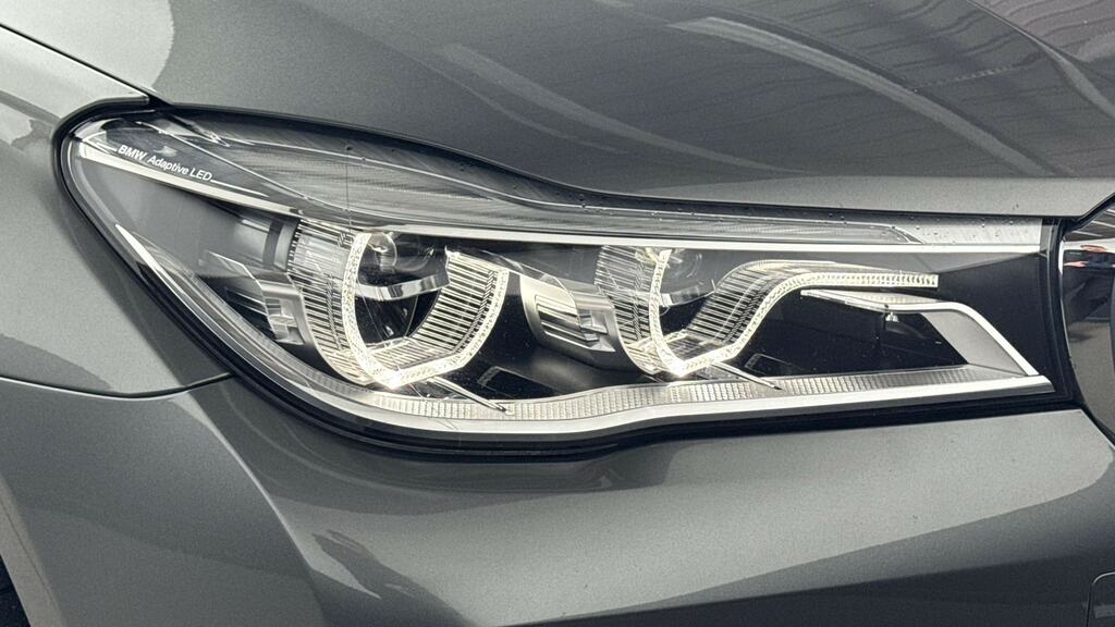 BMW 7 Series M Sport Black #23