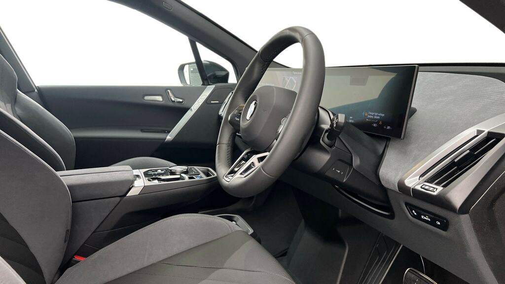 BMW iX 300Kw Xdrive45 M Sport 101Kwh Black #6