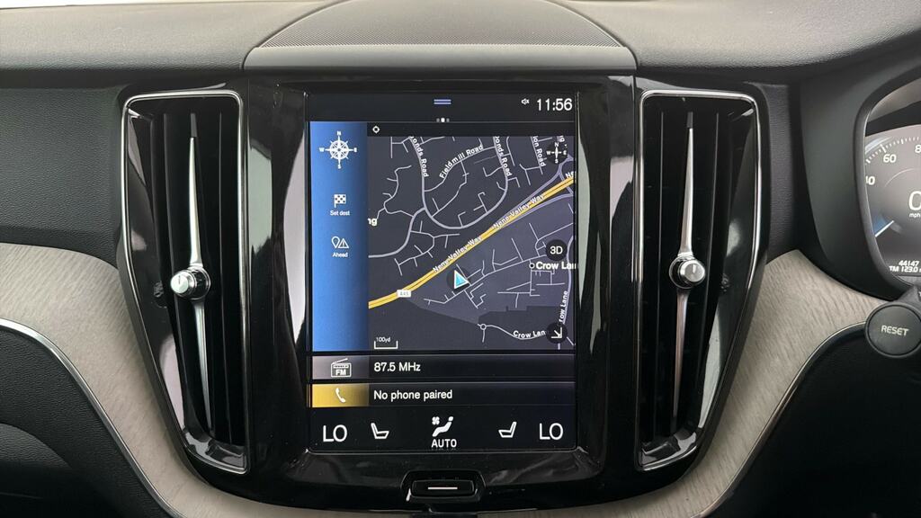 Volvo XC60 2L Momentum Pro Grey #15