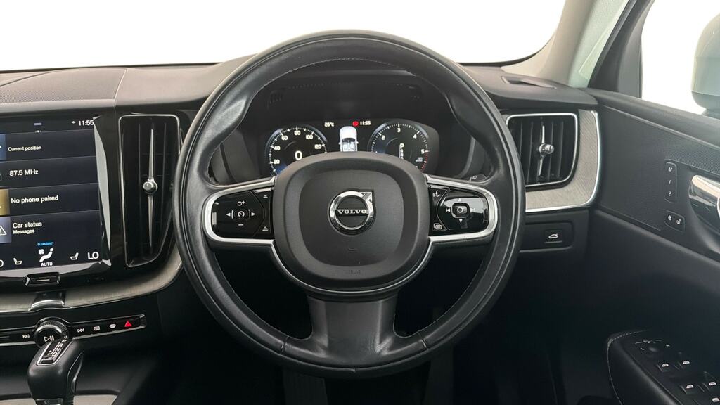 Volvo XC60 2L Momentum Pro Grey #8