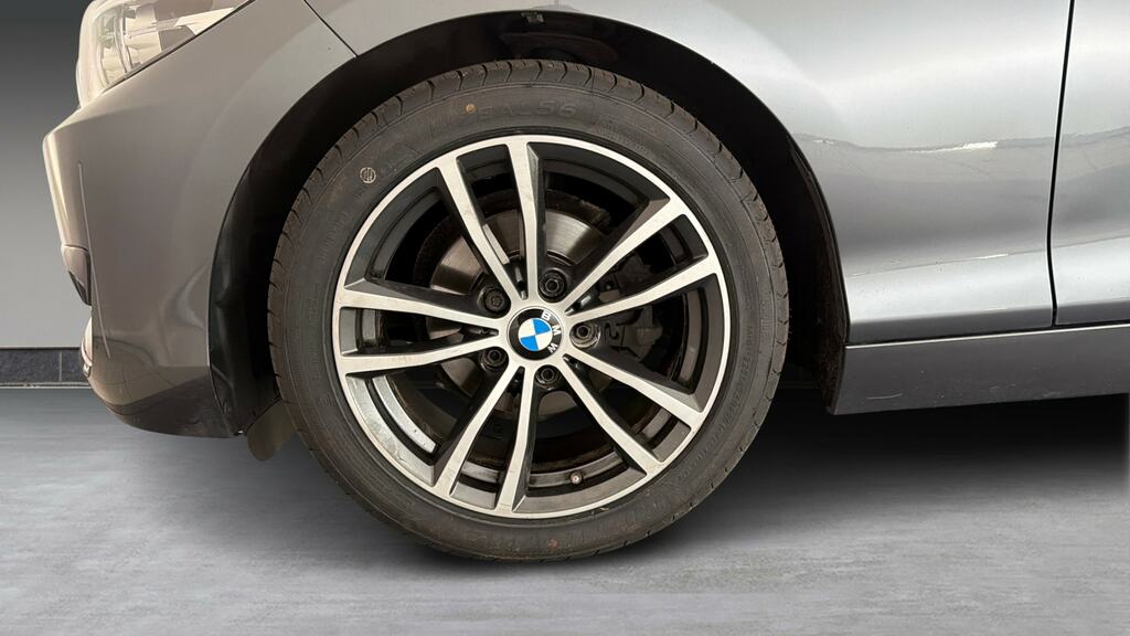 BMW 2 Series 218I Sport White #30