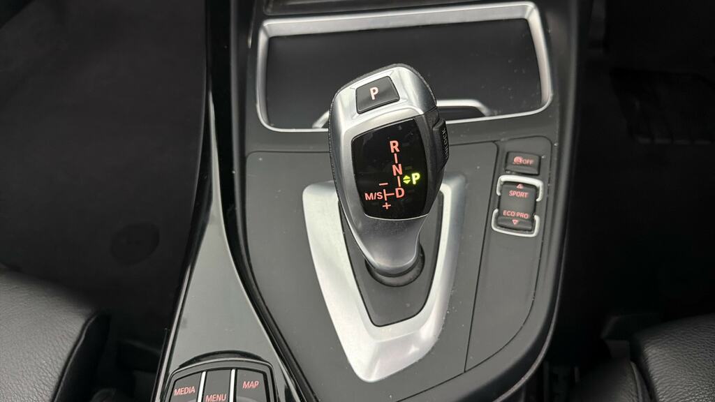 BMW 2 Series 218I Sport White #18