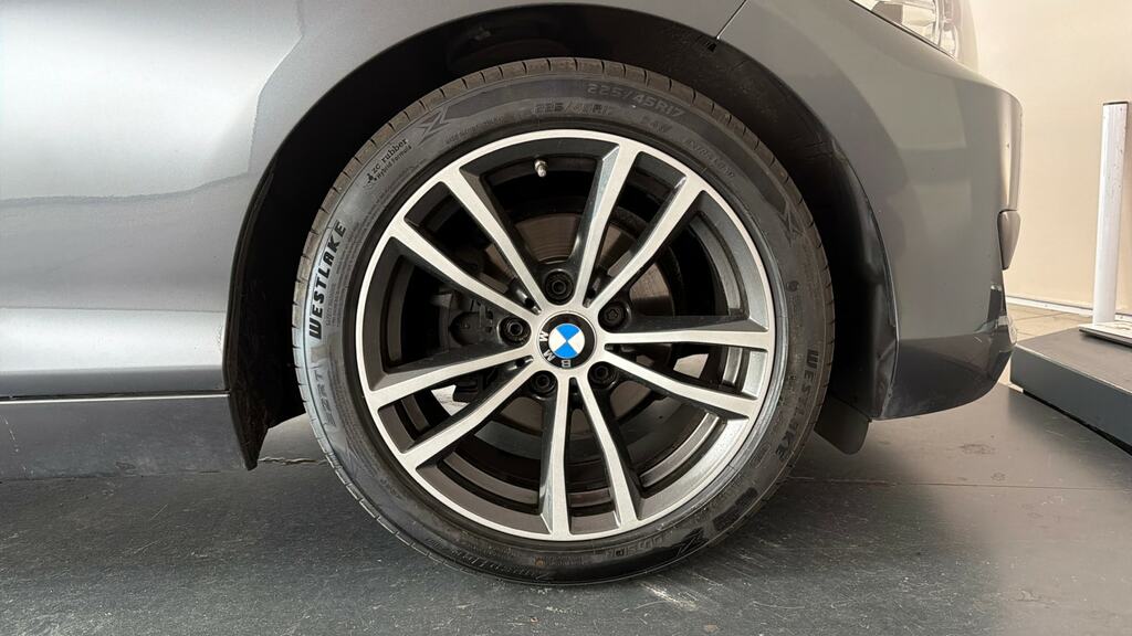 BMW 2 Series 218I Sport White #27