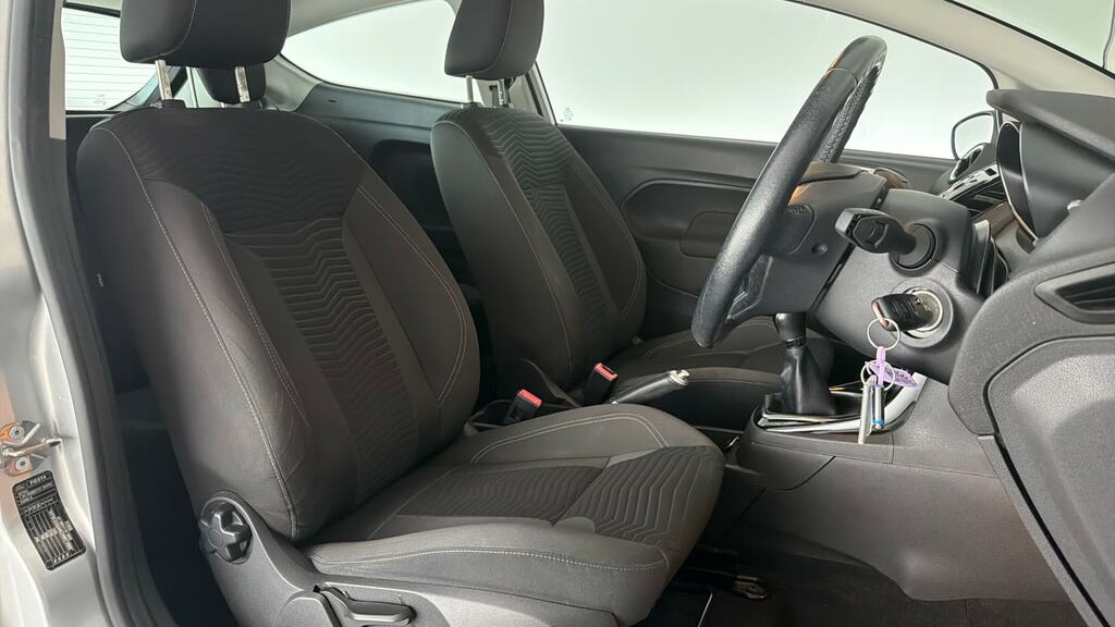 Ford Fiesta 1.0 Zetec 99 Grey #10