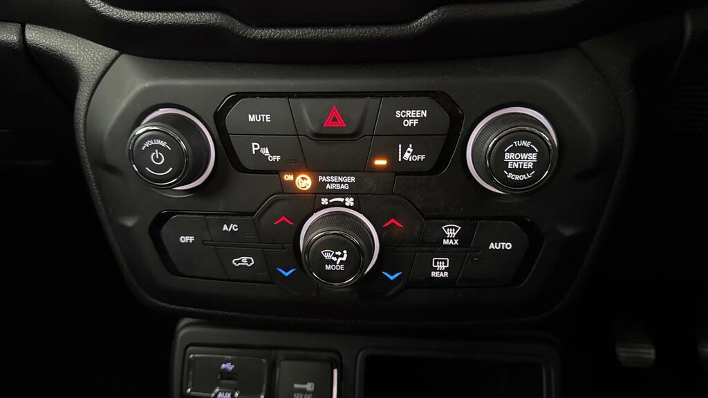 Jeep Renegade 1.0 T3 Gse Night Eagle II Black #16