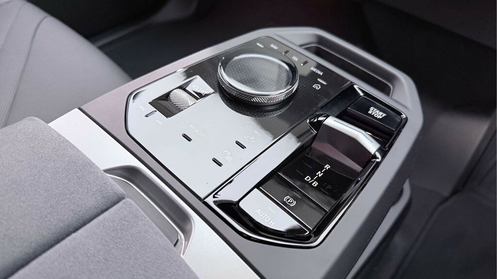 BMW iX I20 Xdrive45 M Sport Lci SC75ZCZ White #10