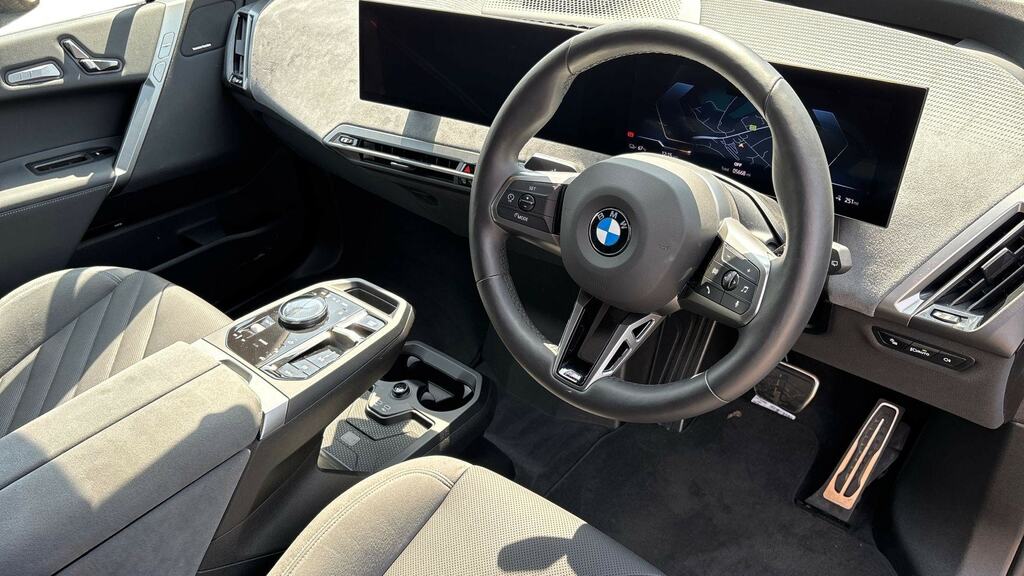 BMW iX 300Kw Xdrive45 M Sport 101Kwh Tech Black #6