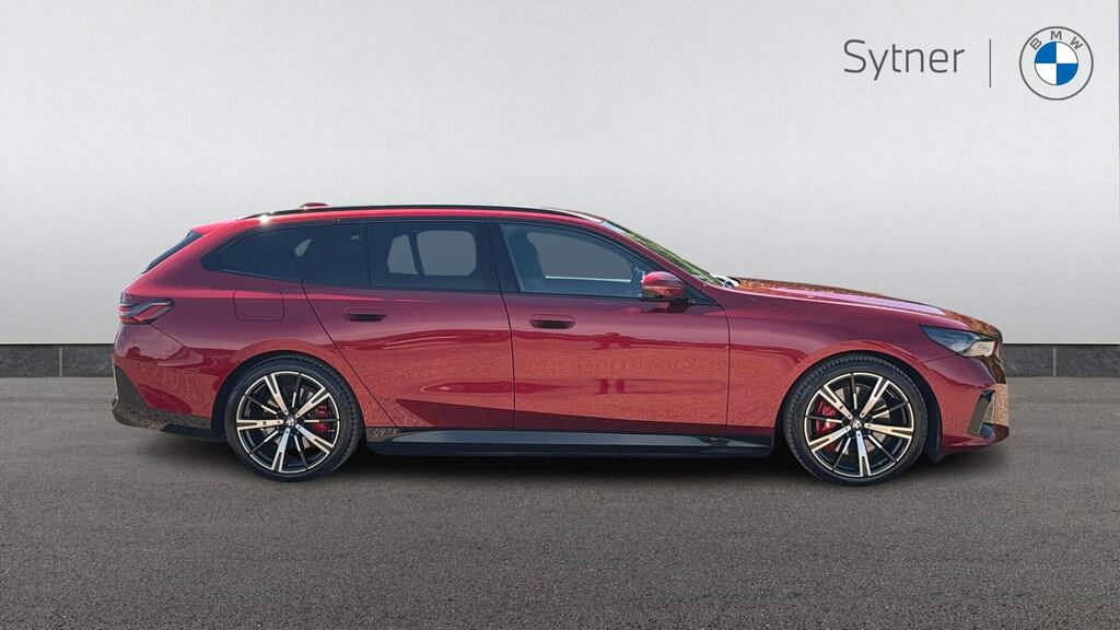 BMW i5 250Kw Edrive40 M Sport Pro 84Kwh Red #3