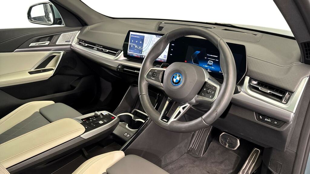 BMW iX2 230Kw Xdrive30 M Sport 65Kwh Techpro Green #6