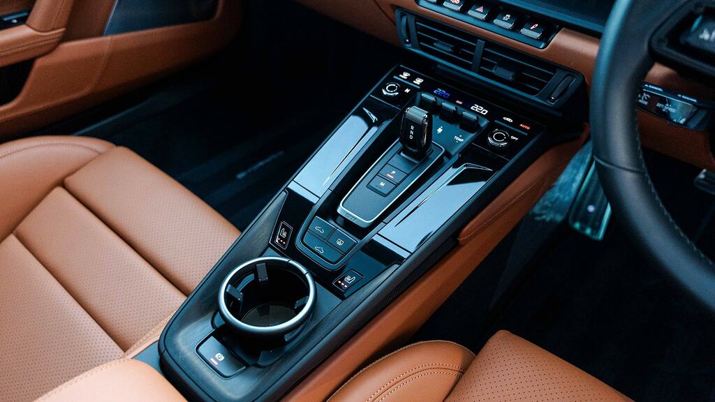 Porsche 911 911 Carrera 4 Gts 2026 Grey #17