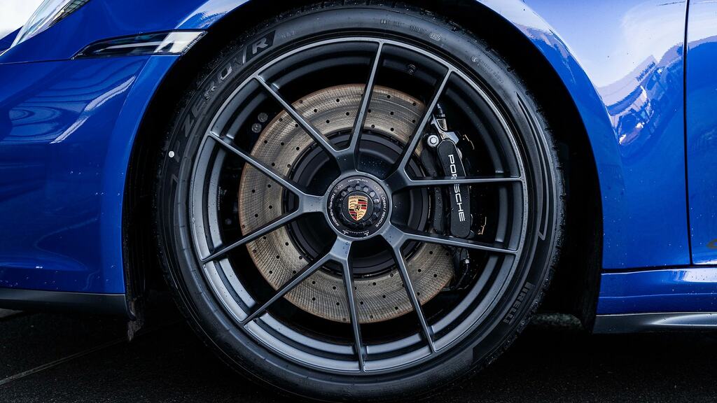 Porsche 911 Gts T-hybrid Pdk 4 Seat Blue #4