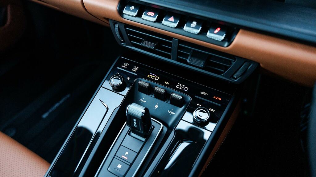Porsche 911 911 Carrera 4 Gts 2026 Grey #28