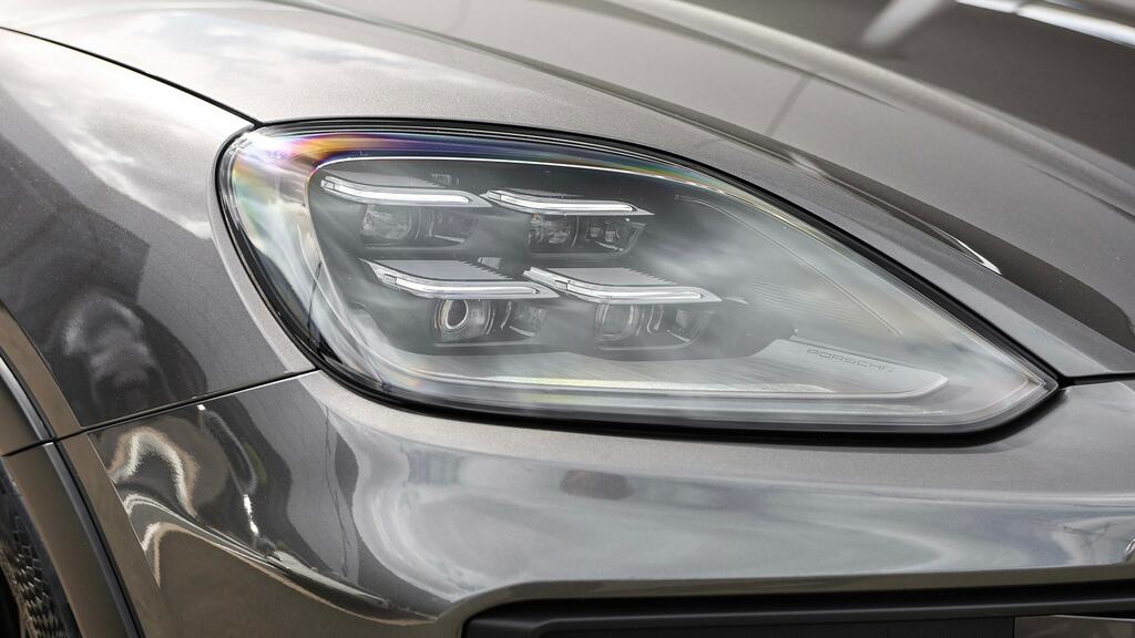 Porsche Cayenne V6 E-hybrid 25.9Kwh S Black Edition Tiptronics Eur Red #29