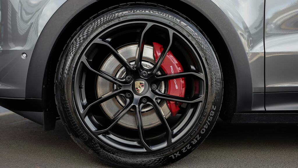 Porsche Cayenne S E-hybrid Tiptronic S Grey #4