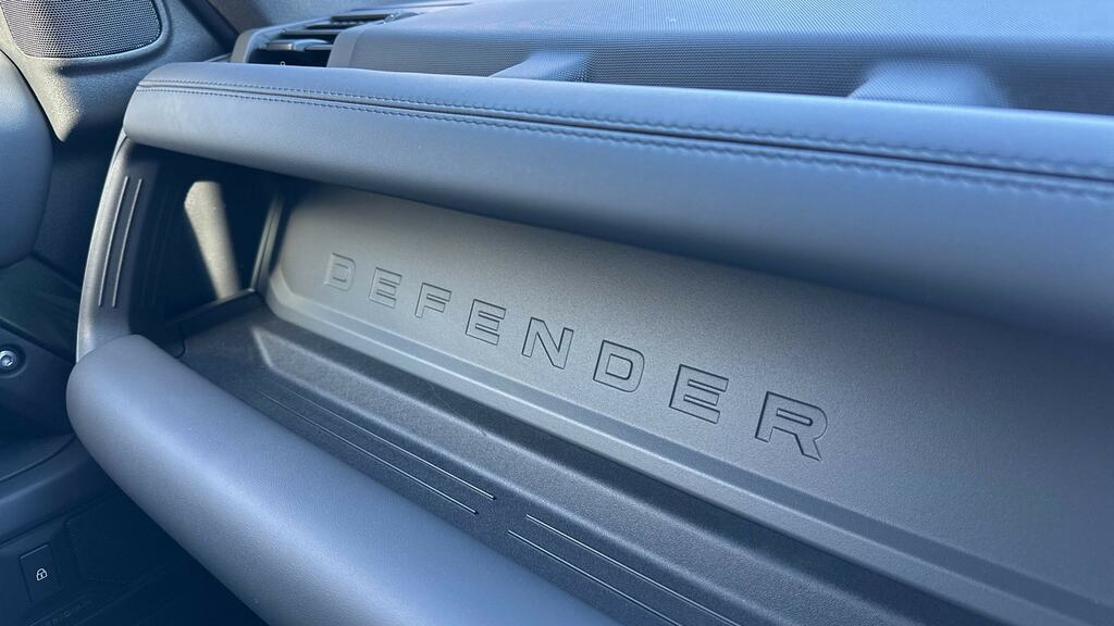 Land Rover Defender 90 3.0 D350 Hard Top X-dynamic Hse Green #31