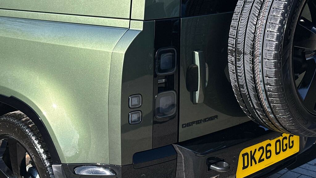 Land Rover Defender 90 3.0 D350 Hard Top X-dynamic Hse Green #19