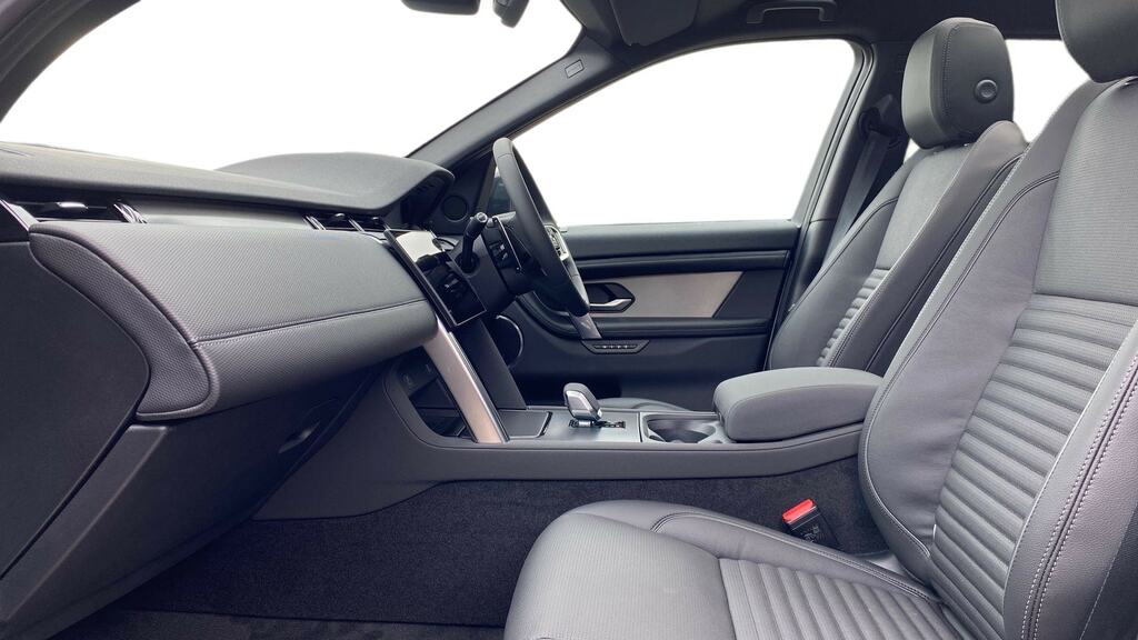 Land Rover Discovery Sport 1.5 P270e Dynamic Se 5 Seat Silver #2